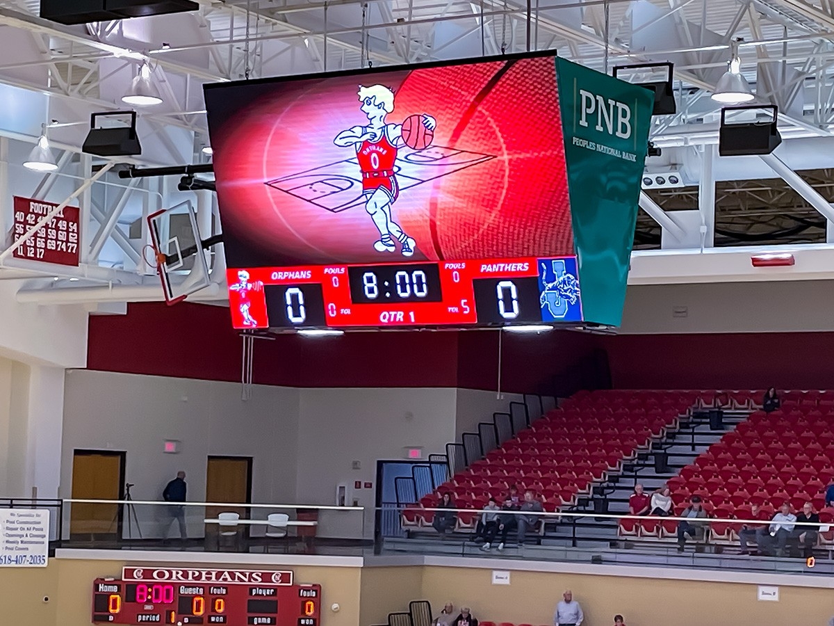 Centralia High School; Indoor 3.9mm, 9'10" x 16'5", Centralia, IL