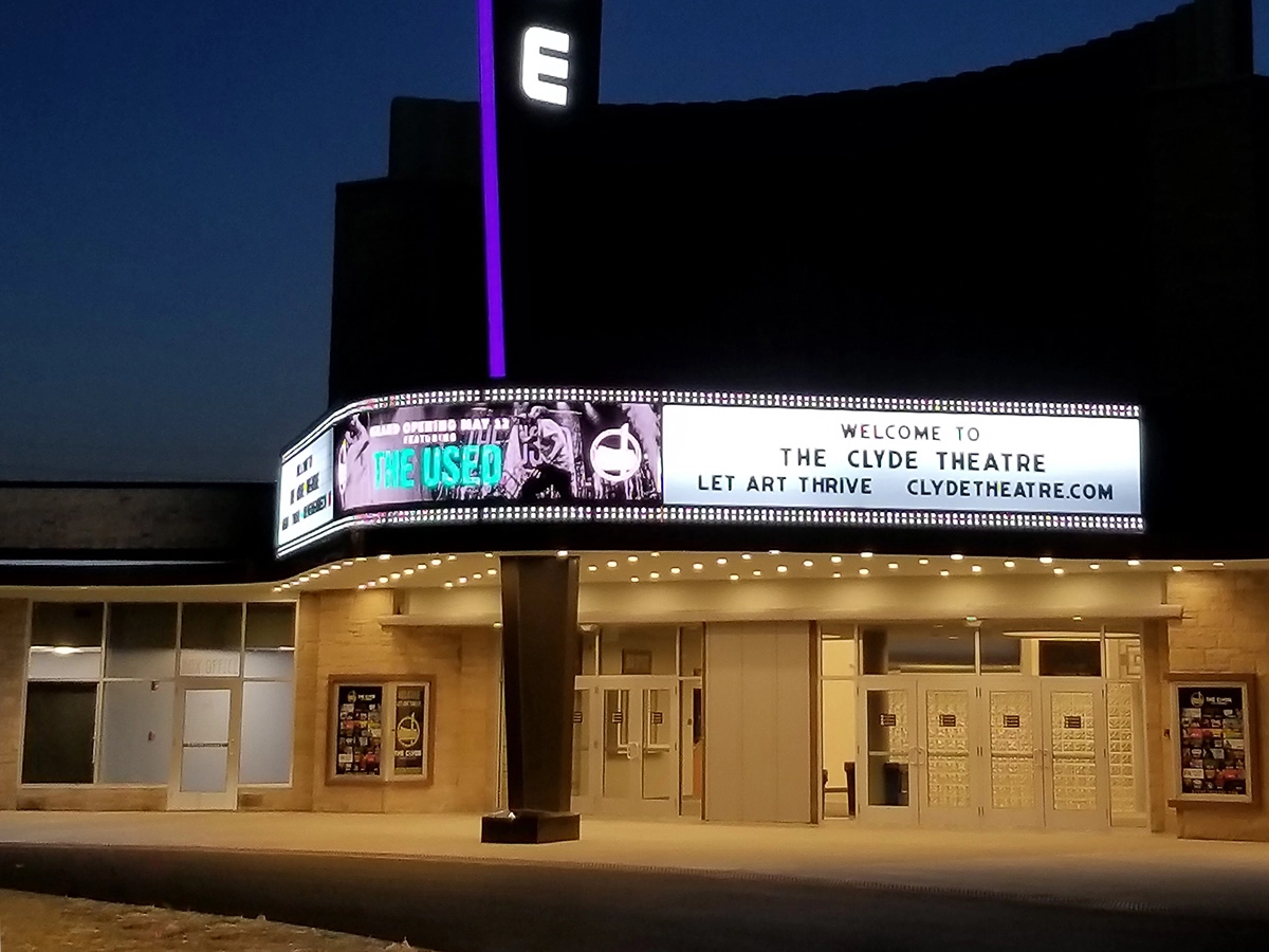 Clyde Theatre; 10mm, 4' x 20' Radius, Fort Wayne, IN
