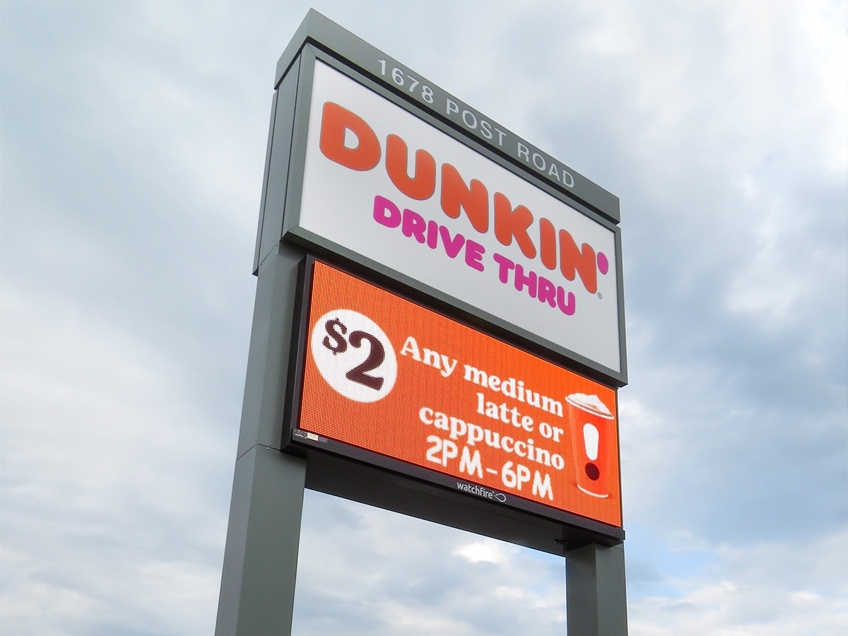 Dunkin'; 8mm, 3'5" x 7'3", Warwick, RI