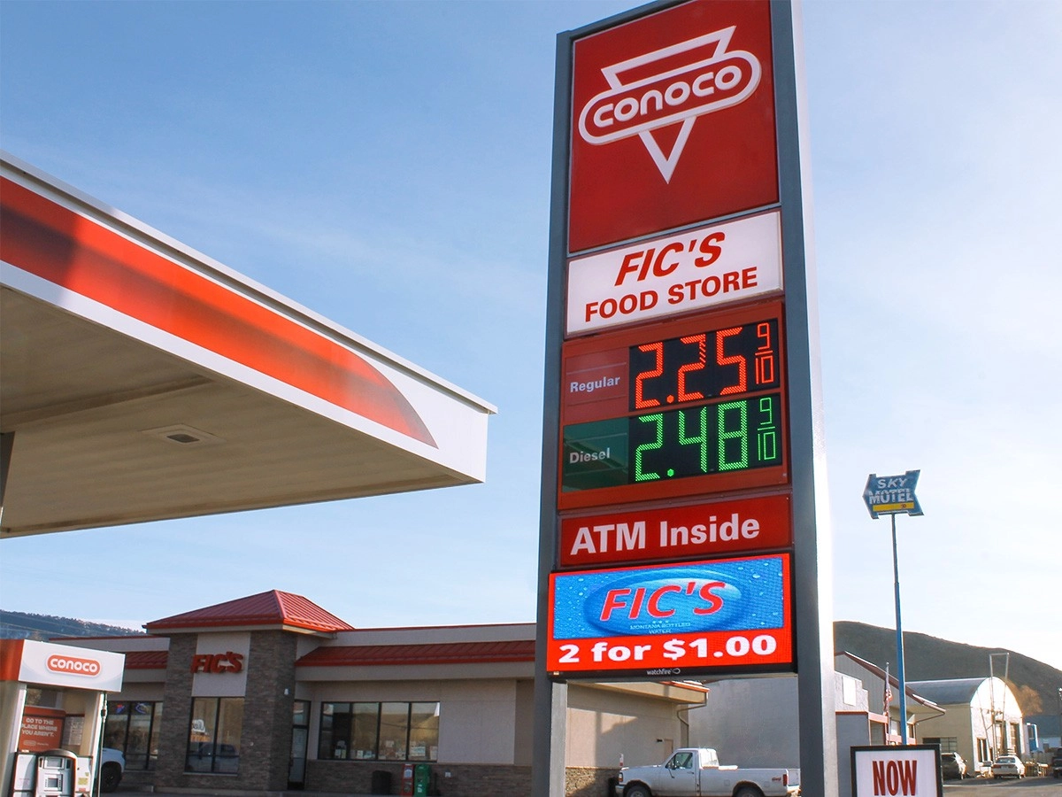 Fic's Food Store; 10mm, 3'5" x 8', Helena, MT