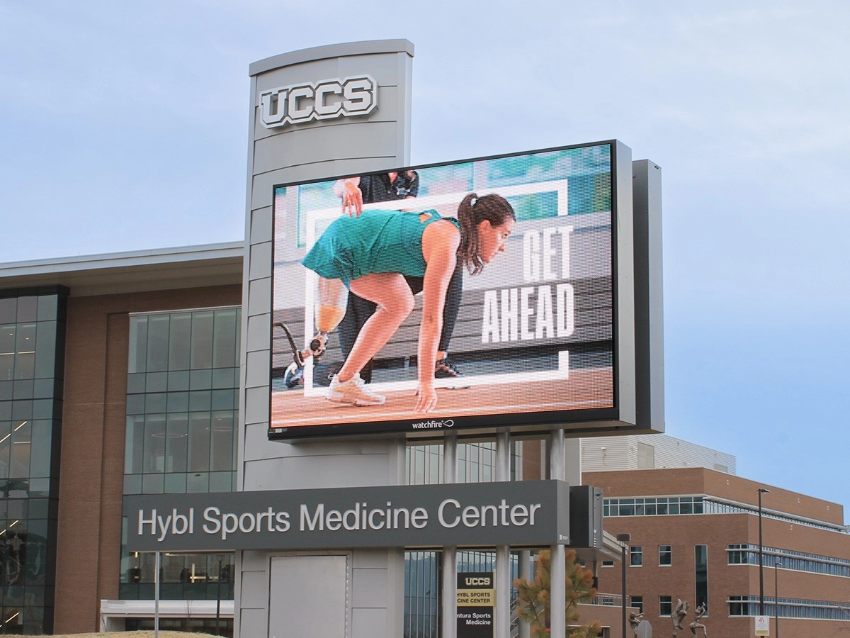 UCCS Hybl Sports Medicine Center; 10mm, 6'5" x 9'3", Colorado Springs, CO